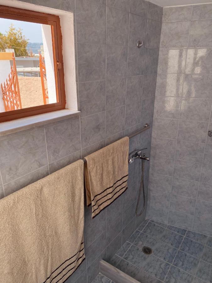 Archangelos Family House מראה חיצוני תמונה